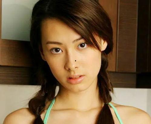 梁洛施最新爆料儿子,揭秘星二代成长点滴,温馨瞬间感动网友” 第2张 梁洛施最新爆料儿子,揭秘星二代成长点滴,温馨瞬间感动网友” 第2张